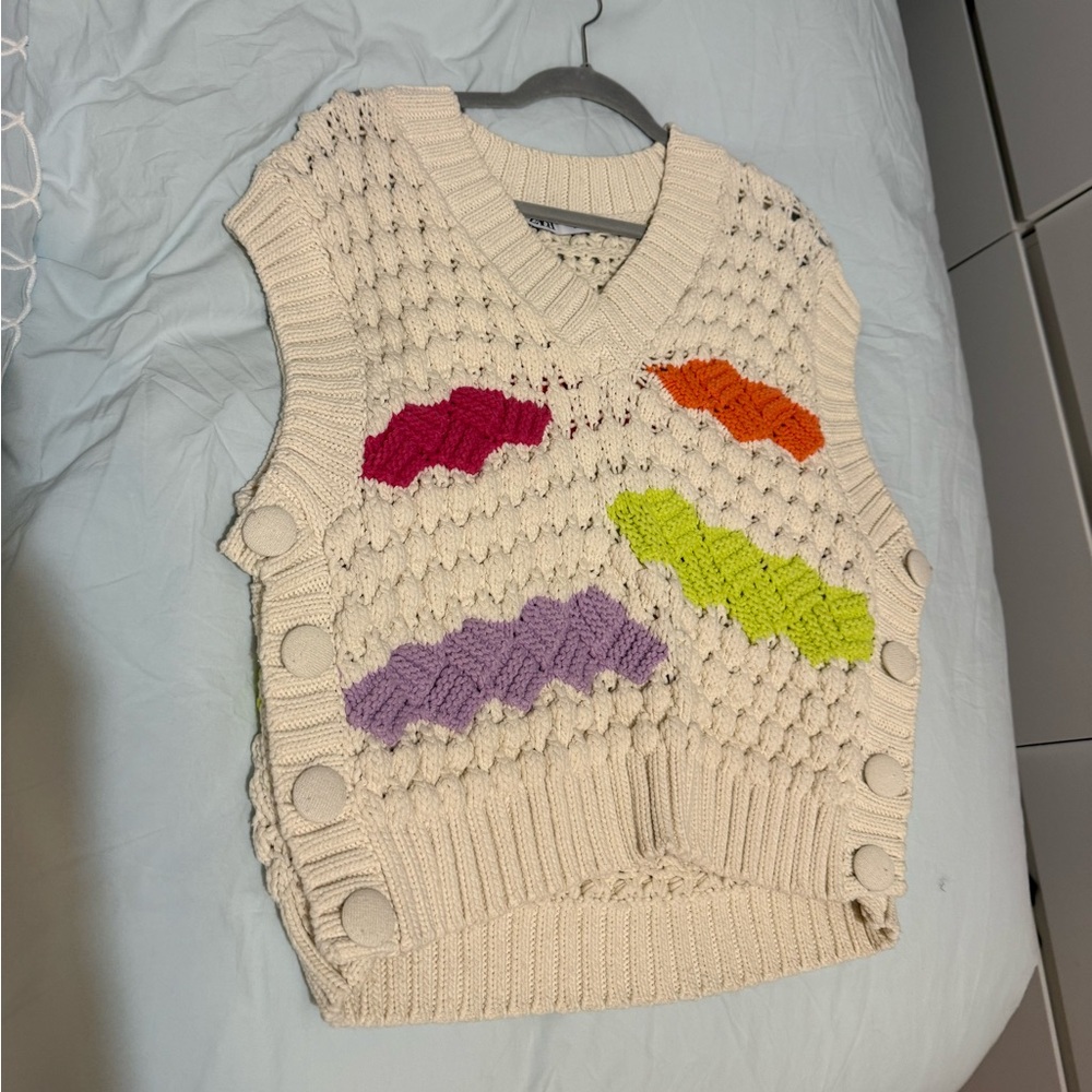 Zara sweater vest - Picture 2 of 4